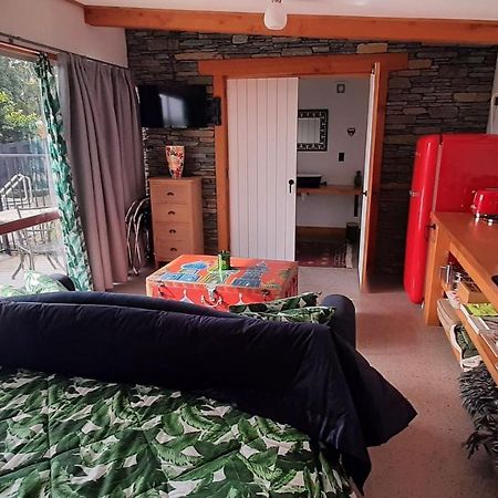 The Poolhouse Bed & Breakfast Matamata Ngoại thất bức ảnh